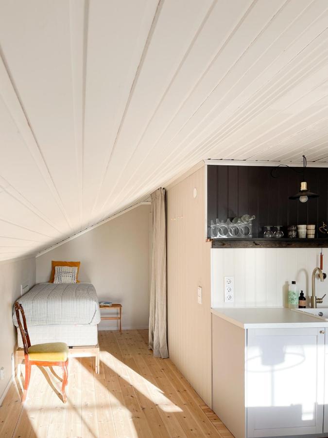 Lovely, Bright Apartment Overlooking Nature Fiskebäckskil Exterior foto